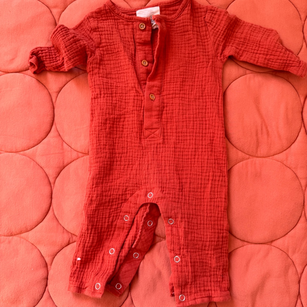 Muslin Long Seelve Jumpsuit Size 3-6 months